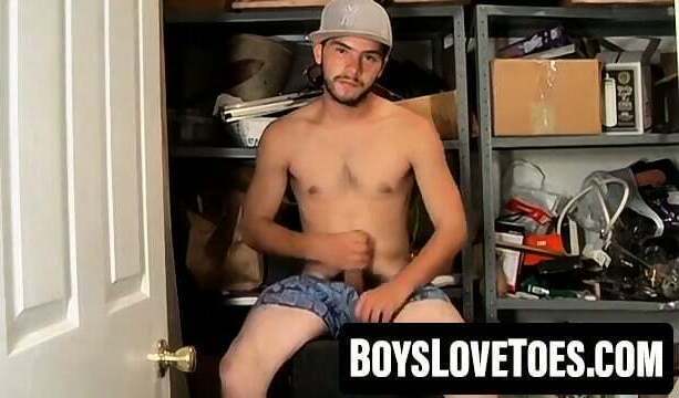 Jock reveals feet while massive stands rock hard