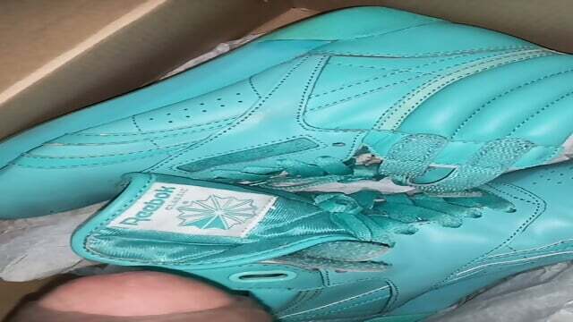 REEBOK FREESTYLE CUMSHOT