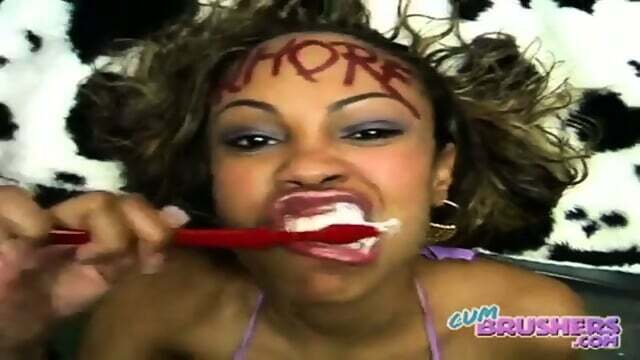 Teeth Cumbrushers