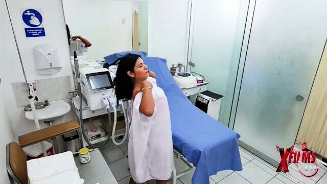 Catalina Massie Folla Ginecologo XFilms Peru