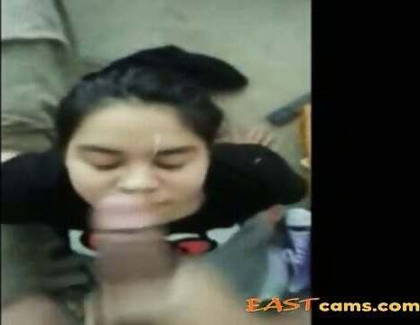 Amateur Asian College Girl Takes Facial