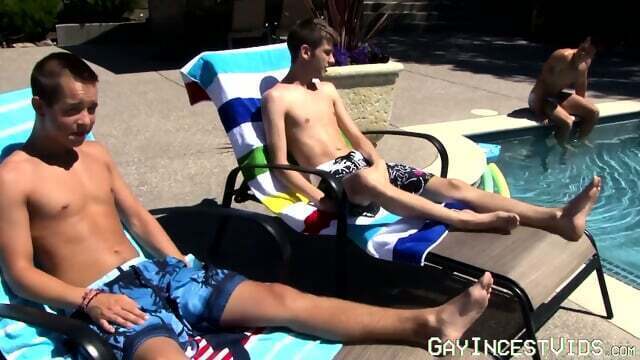 Offering asshole with Trystan Bull Morgan