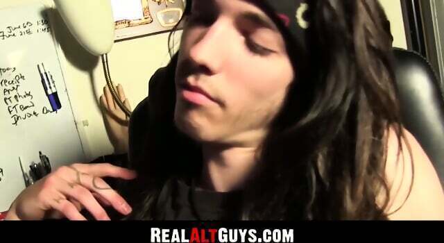 Young amateur rocker masturbates while watching intense porn