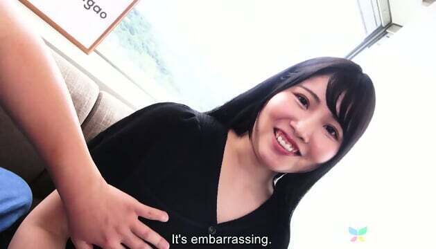 Aina_Nanjyo_Is_An_Amateur_Model_With_Huge_Breasts_To_Play_With_01