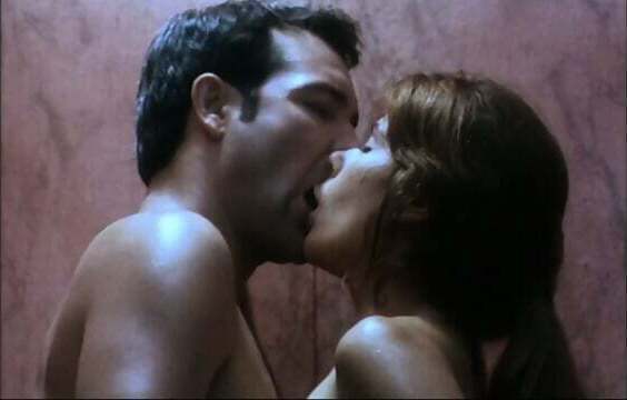 Slvia guila Love Elevator Amor Vertical (1997)