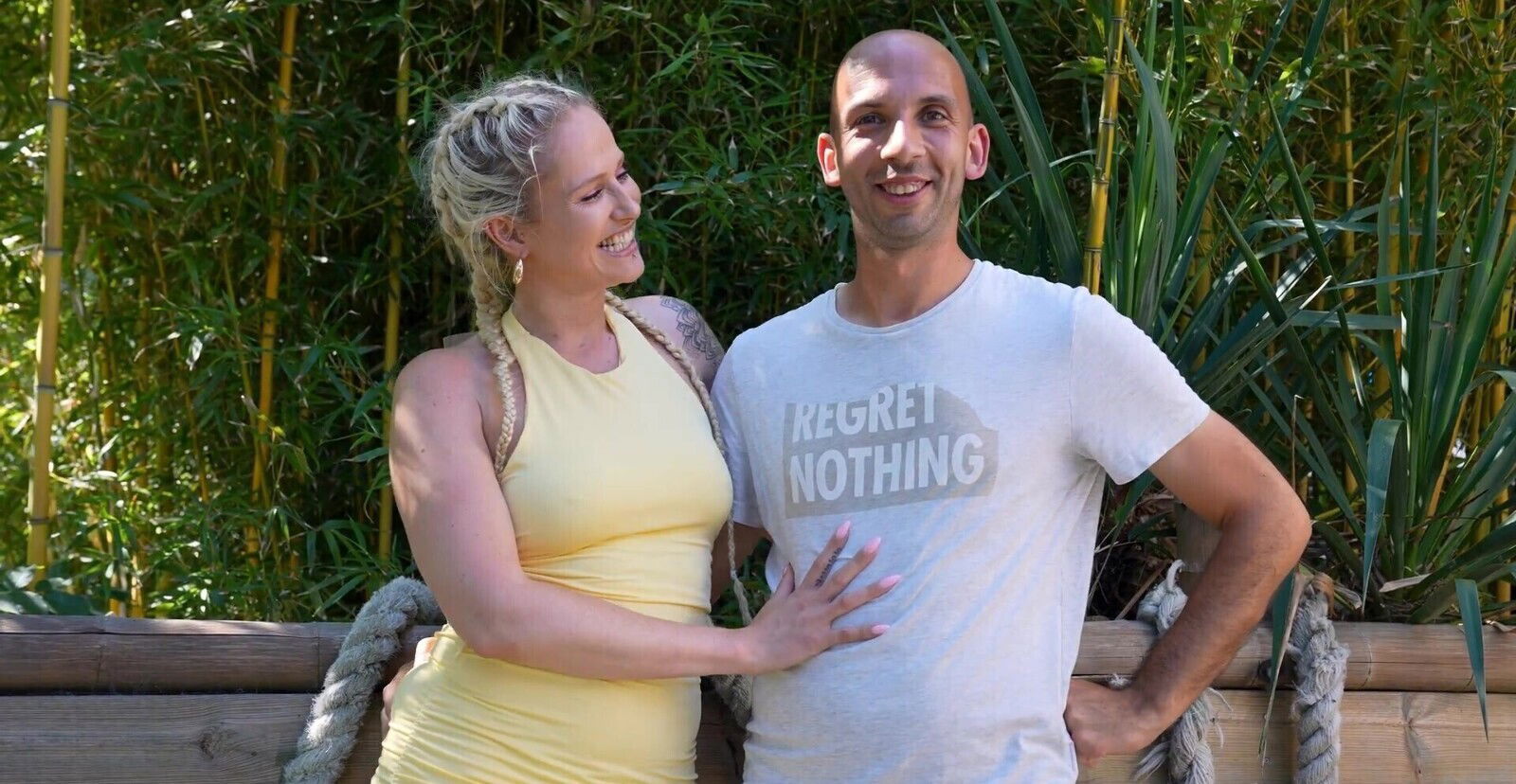 Blonde Melicious moans while cunt being licked