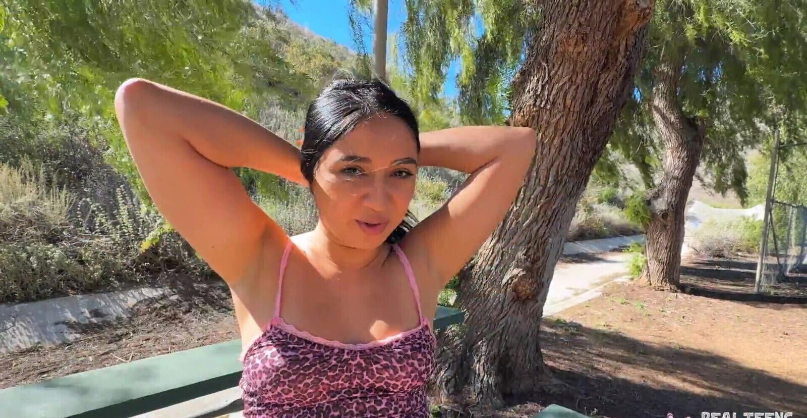 Brunette Ophelia Purr with natural sucking dick