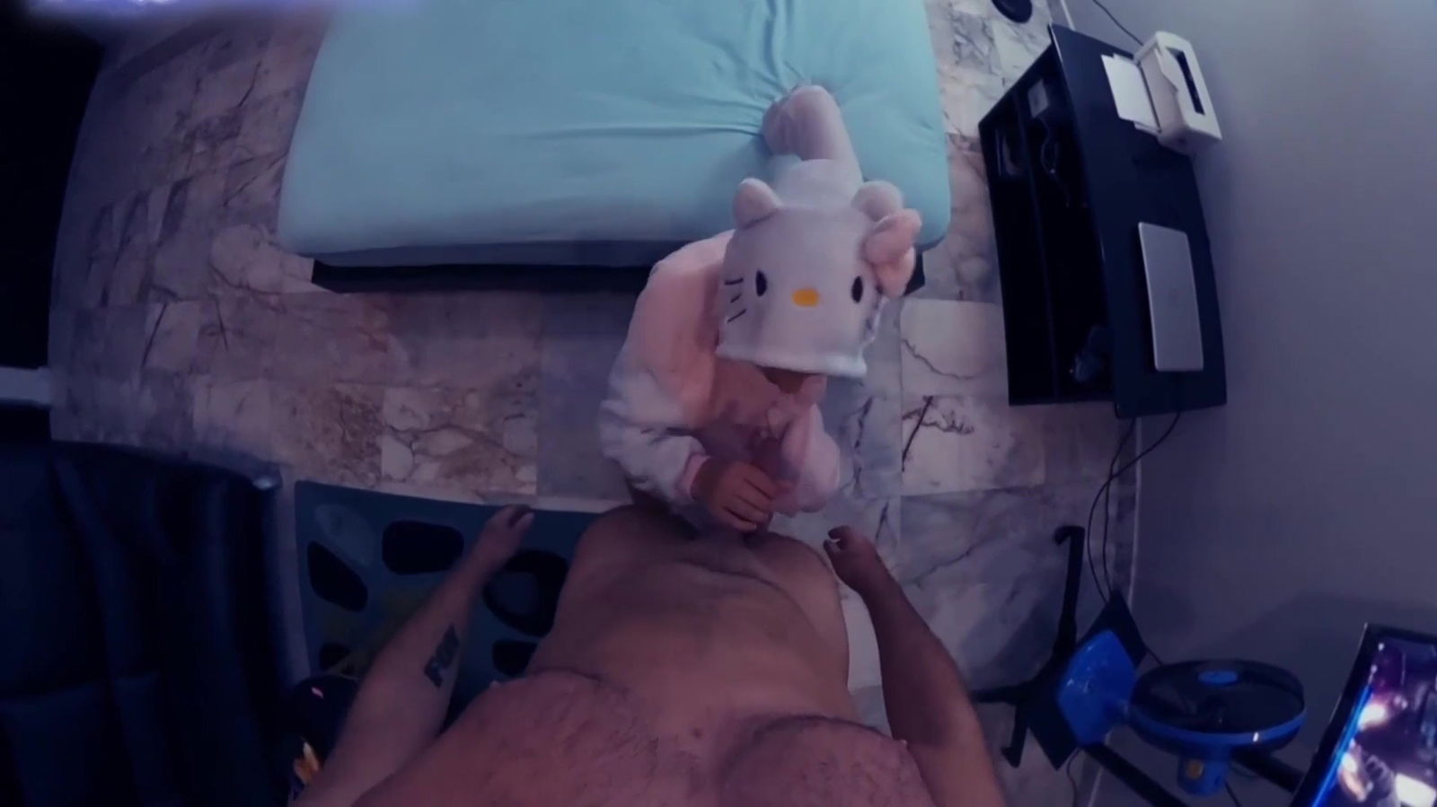 Lisa Alex Foxe Naughty Stepdaughter Gets Fuck Pajama