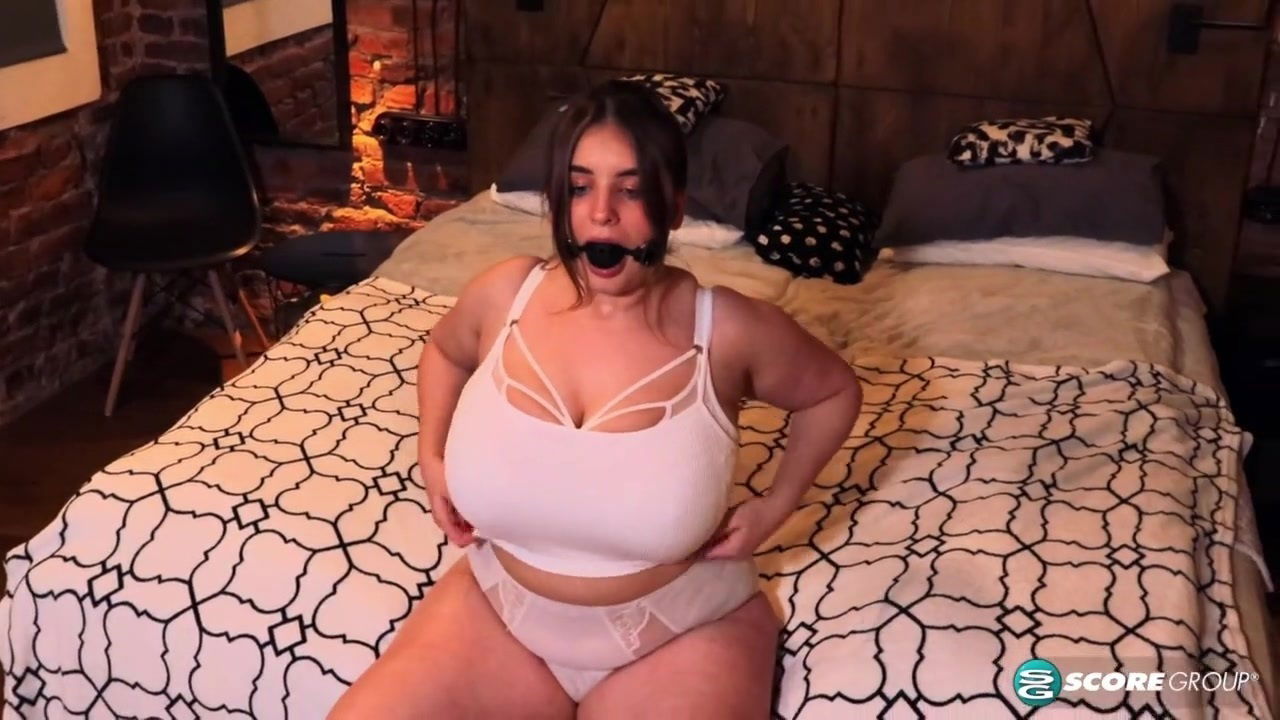 Molly Evans: Have Lollipop, Will Travel