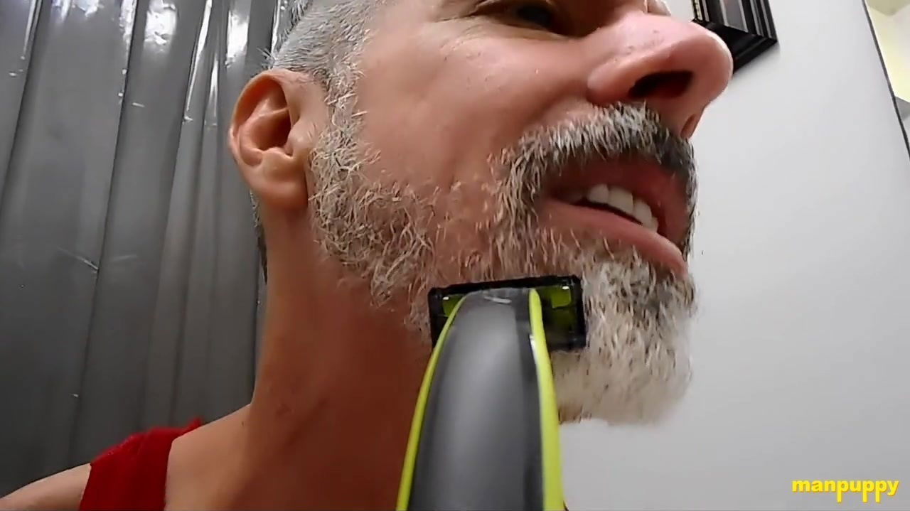 Teaching Shave GIANT Richard Lennox