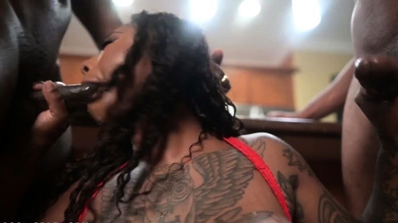 GoGoWorldPorn Fukme Alphonso Layz Goldey