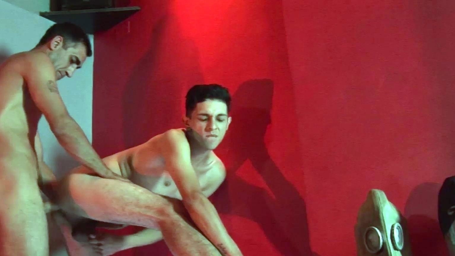 Amateur latino stud barebacked zaddy