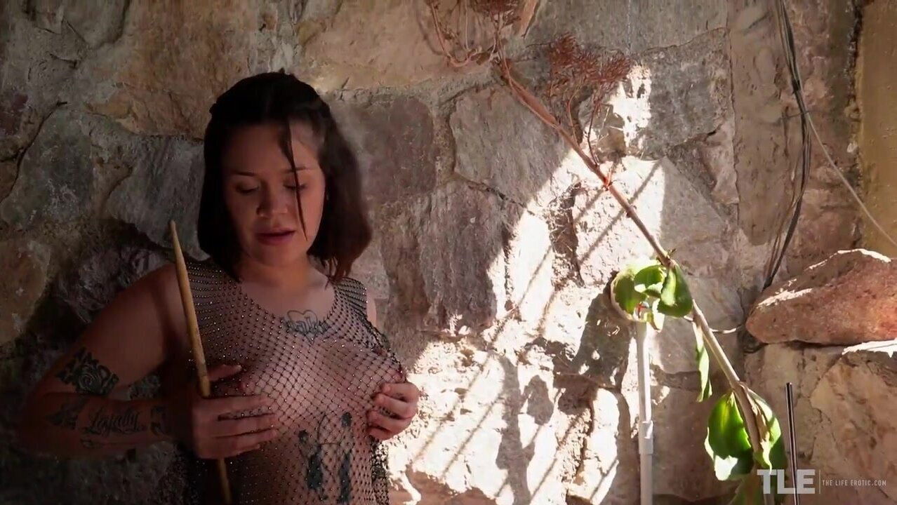 TheLifeErotic Jazmin Drumsticks Solo