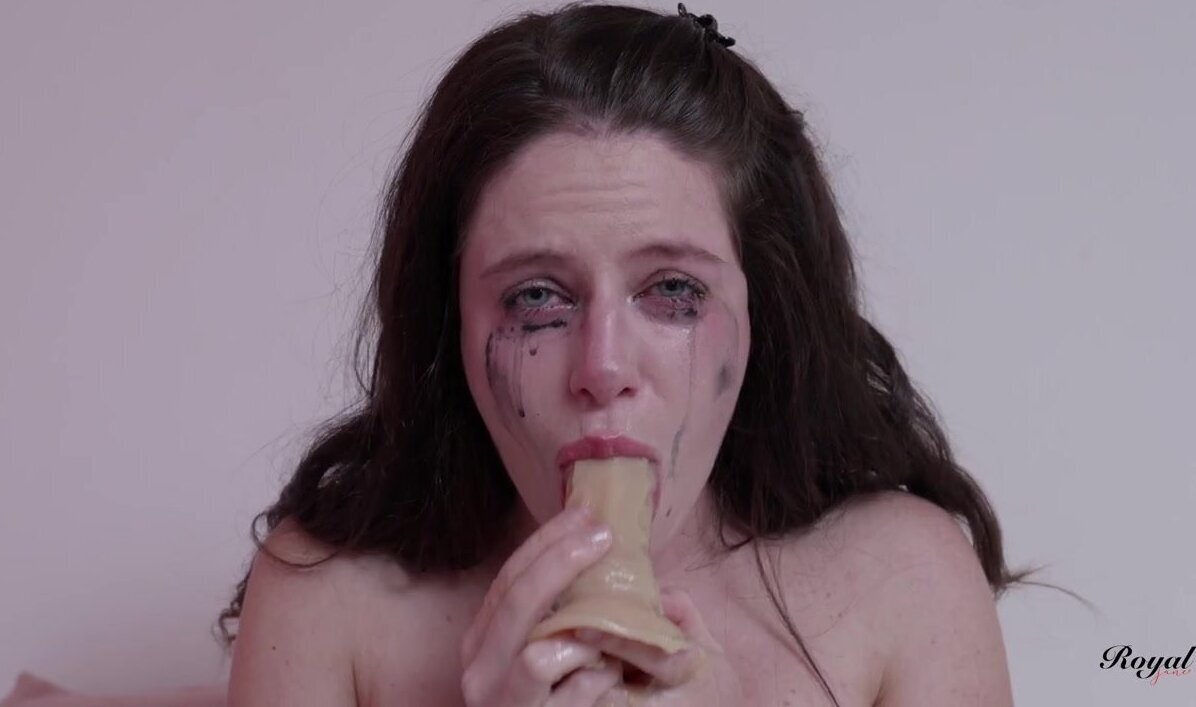Jane Royal deepthroat gagging video