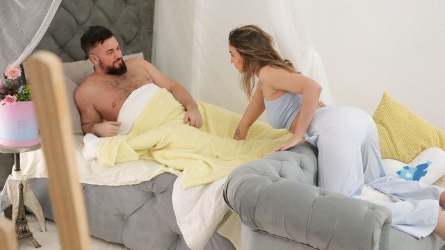 MARY FROST Morning with beautiful milf ended with huge creampie.