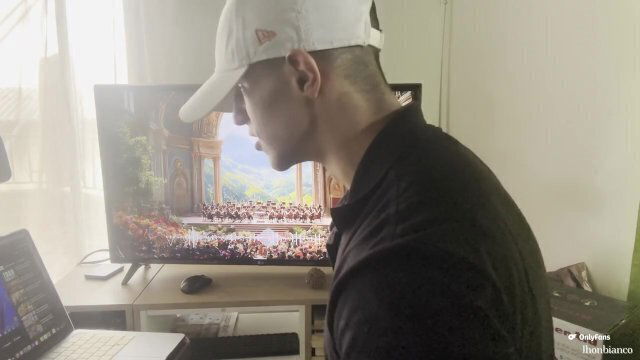 casino someone flex muscles jerk uncut