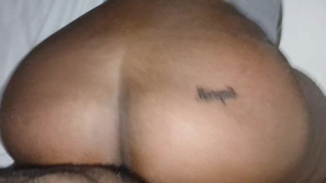 BOOTY EBONY GETS NAME TATTED RIGHT CHEEK THEN GORILLA BEATS!!!!!!!!!!