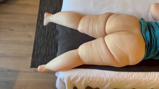 BOOTY MILF BLUE SUEDE DRESS TRIES COWGIRL