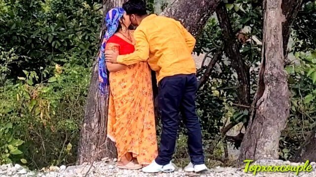 best village video गाँव कमसिन पकड़कर ड़ाला।