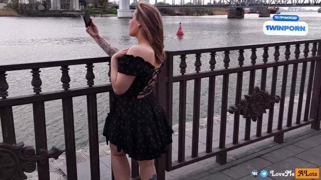 street. lick pussy face