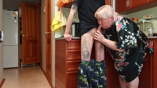 cumming with friend's mouth which swallows