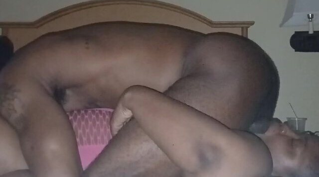 BALLS SITTING MOUTH WHILE GORILLA PUNCHER EATS PUSSY OUT!!!!!!!!!!!