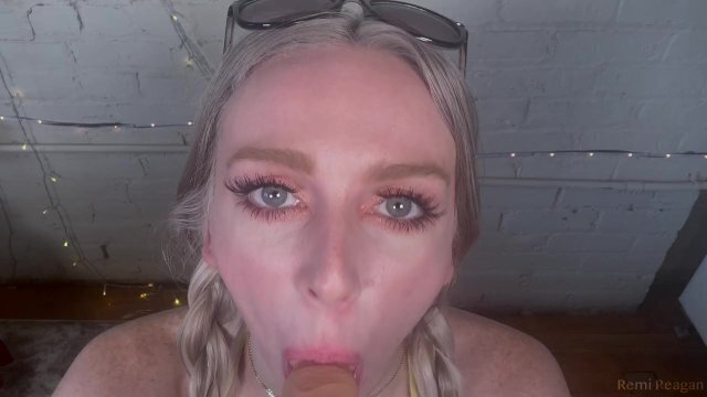 Spring Break Slut Sucks Your