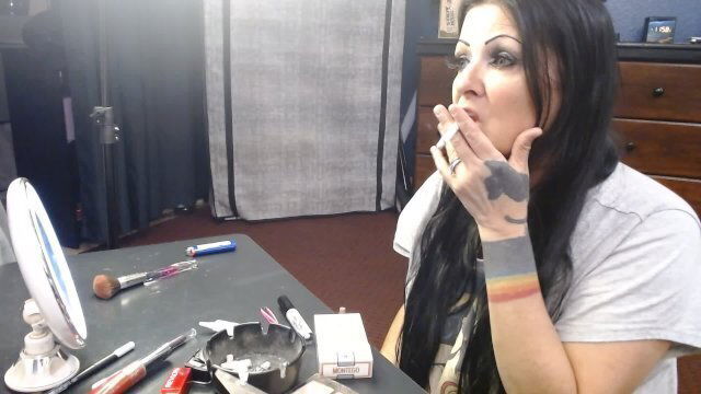 Milf Make Cigarette Smoking