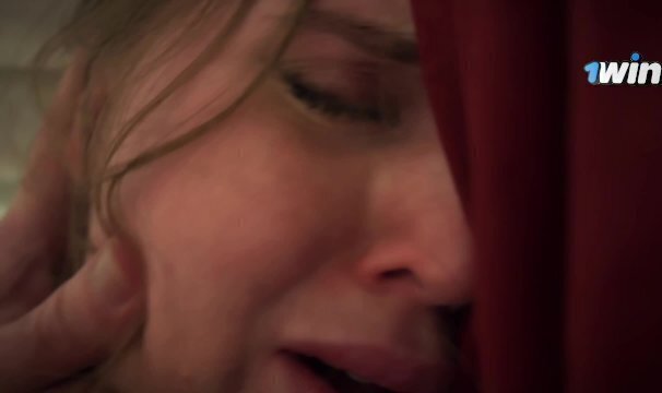 Horny College Girl Lets Inside Pink Pussy