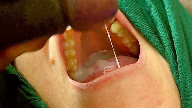 Best close blowjob swallowing, milf sucking black cock, loads mouth