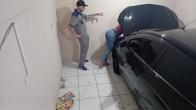 Patroa leva carro mecanico safado!
