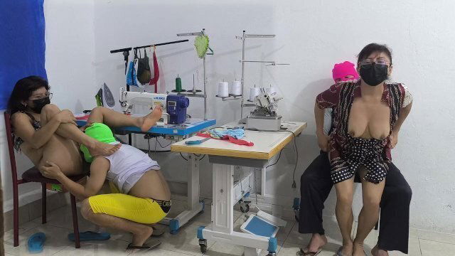 stepsisters fucking licking pussies