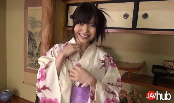 JAVHUB Shino sucks kimono