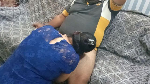 Very Horny Sexy Malayali Nurse gives blowjob treatment