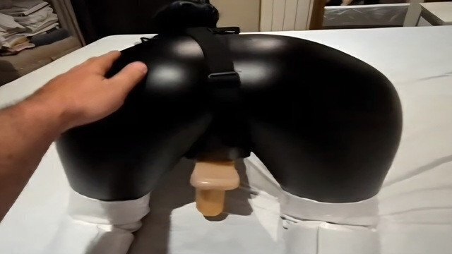 Milf angelssex320 wearing latex pants boots playing with strapon with husband real