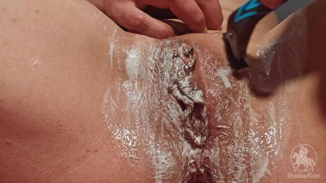 shave pussy