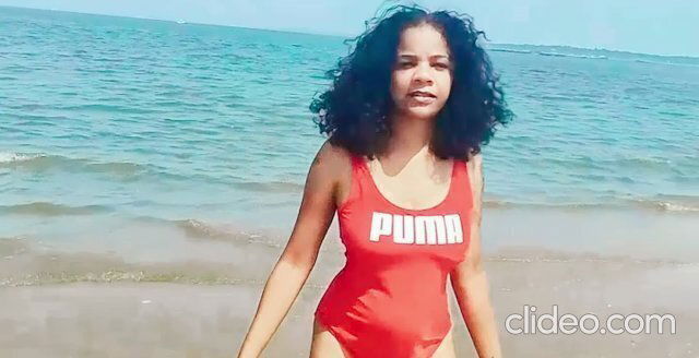 SOLO FEMALE TAKES JOURNEY NUDE BEACH GOES FROM TRAIL PARK BEACH