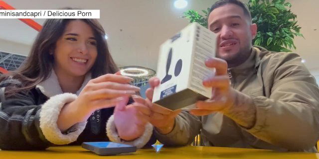 Playing cinema with Svakom Jordan