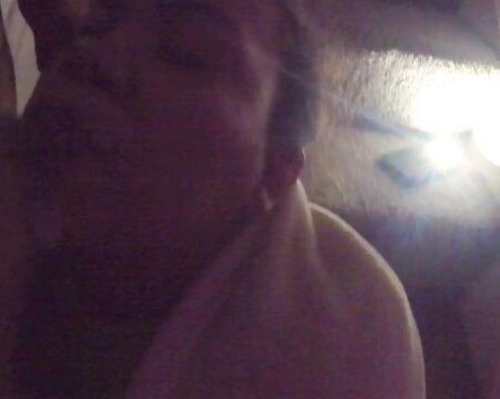 Beautiful MILF FACIAL