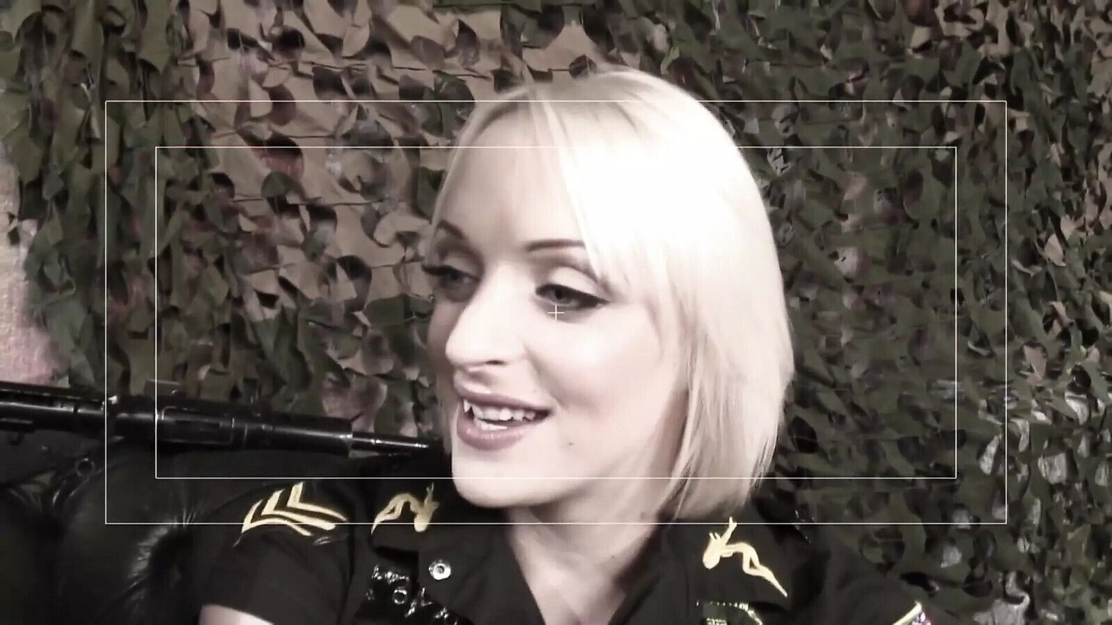 Group with Paige MILF getting their pussies