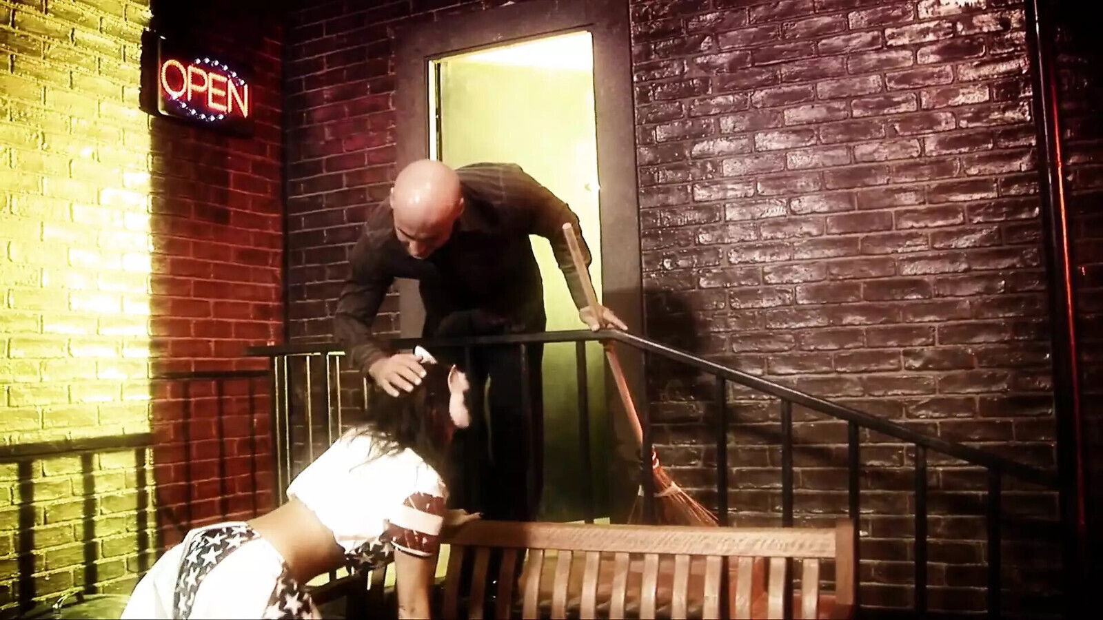 Lezley whore with nice gets pussy fucked