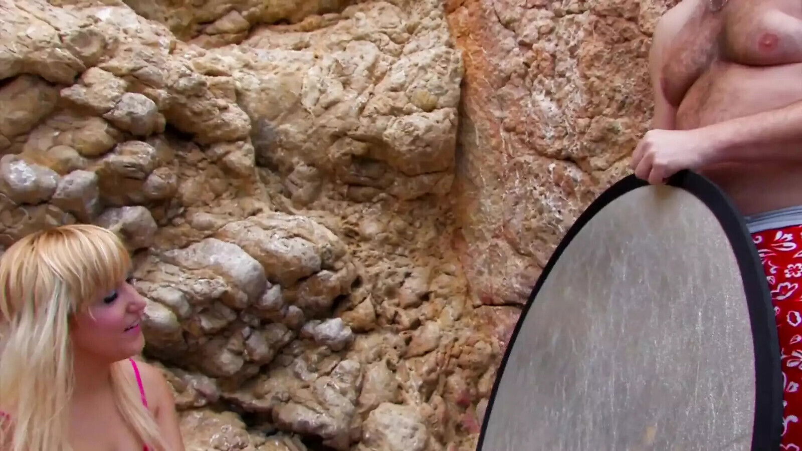 Fresh pussy slut gets pussy stuffed beach