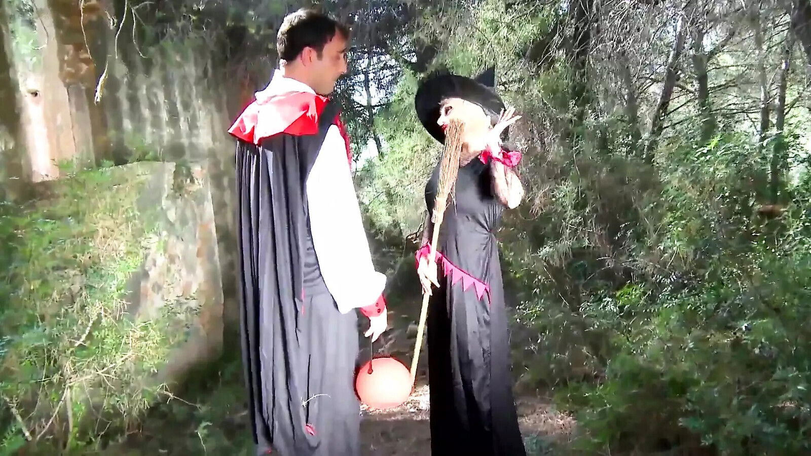 Threesome with wife MILF with huge breasts gets