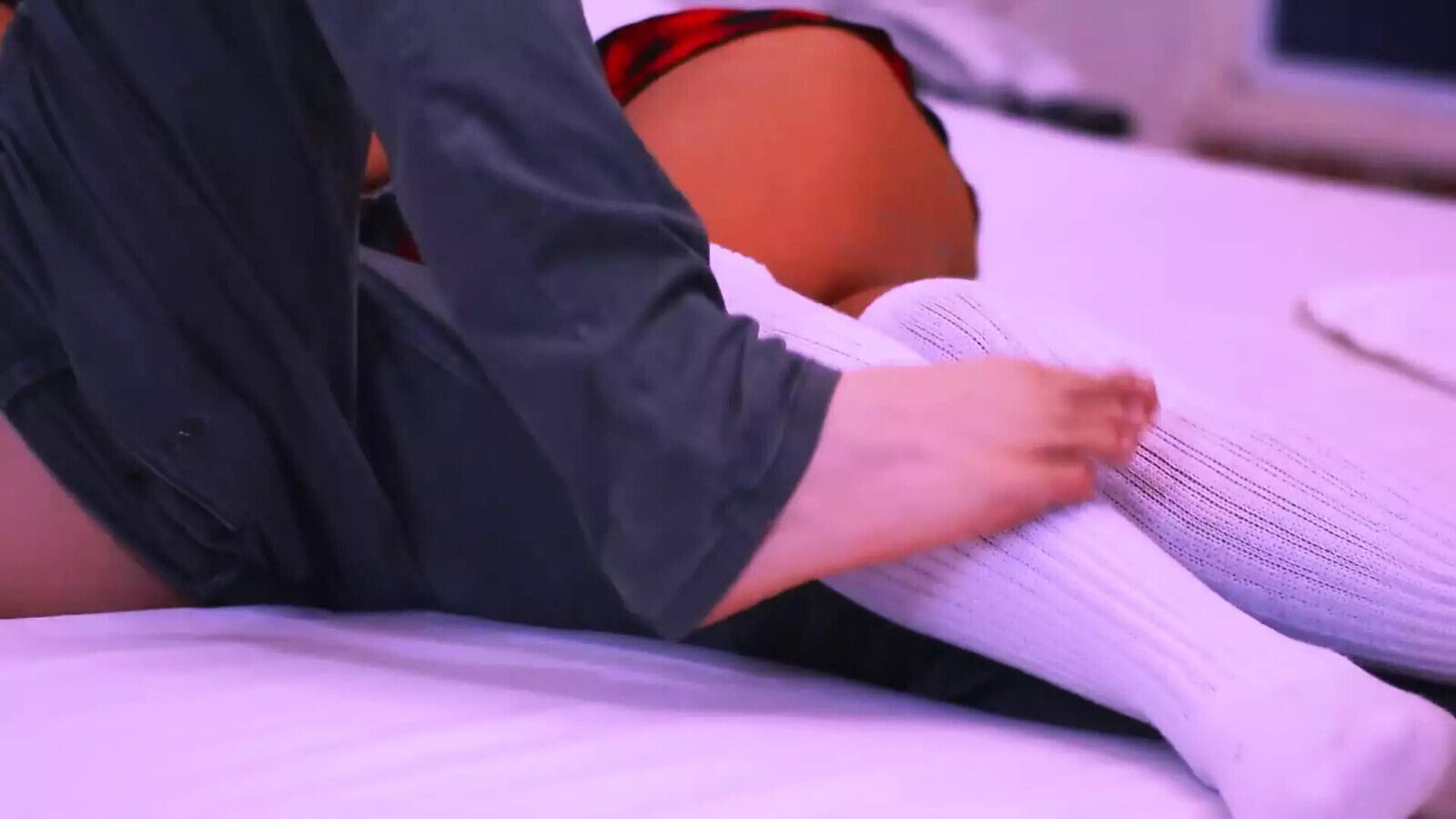 sexy secretary seduces computer technician takes office fuck while boss away.