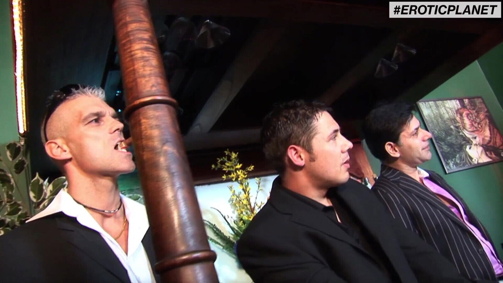 Azurras gallery girls love group with guys