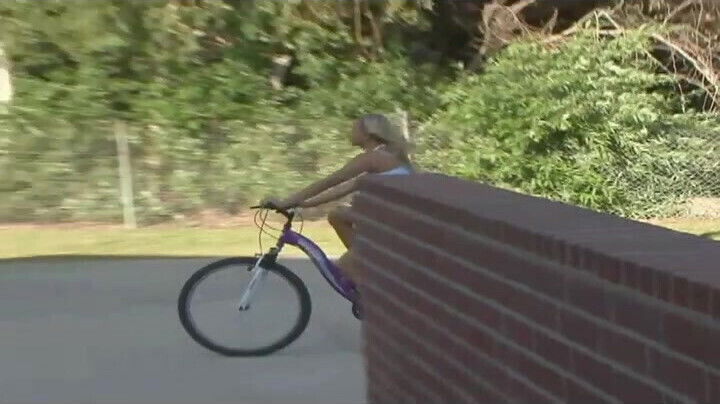 Lesbian Teen Hunter Episode