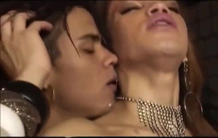 Trans woman with huge dick