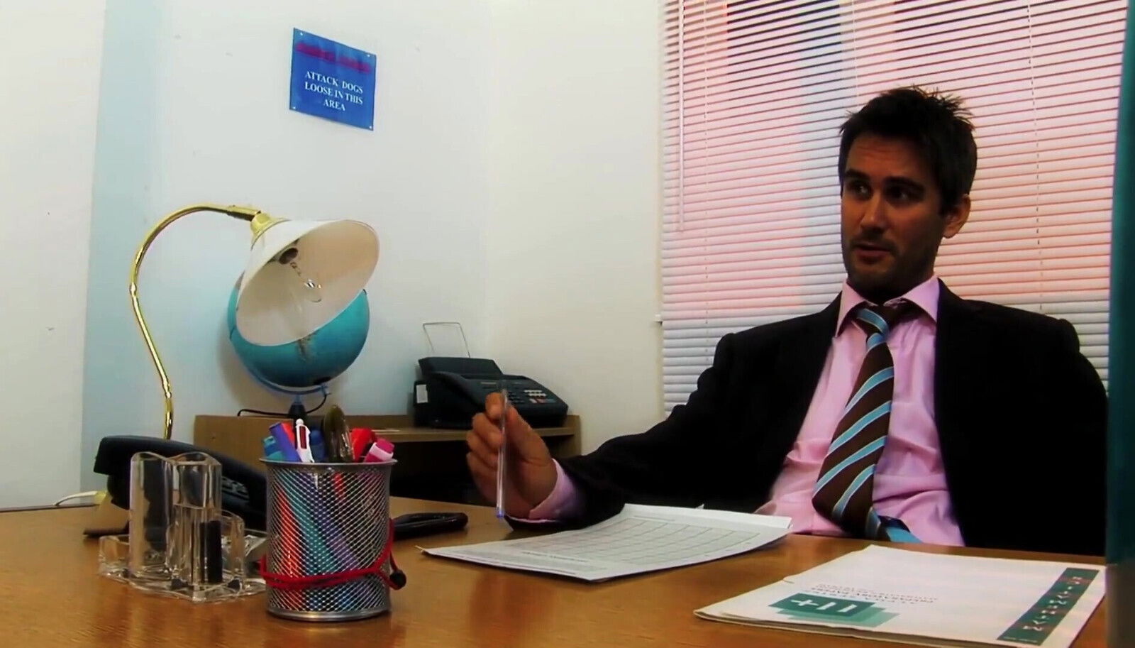 Thick-assed Rides Gets Pussy Filled with