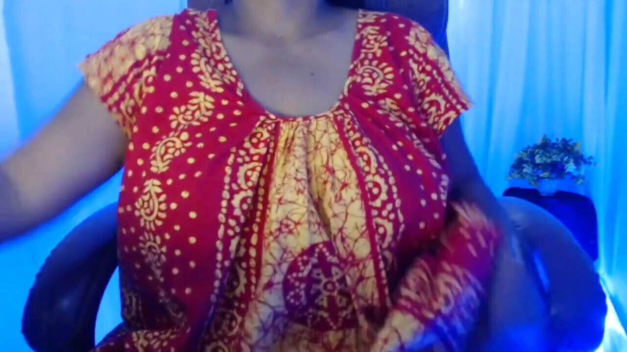 Desi Pregnant Lady Boobs Show Rubbing Pussy Nude Boobs Show.
