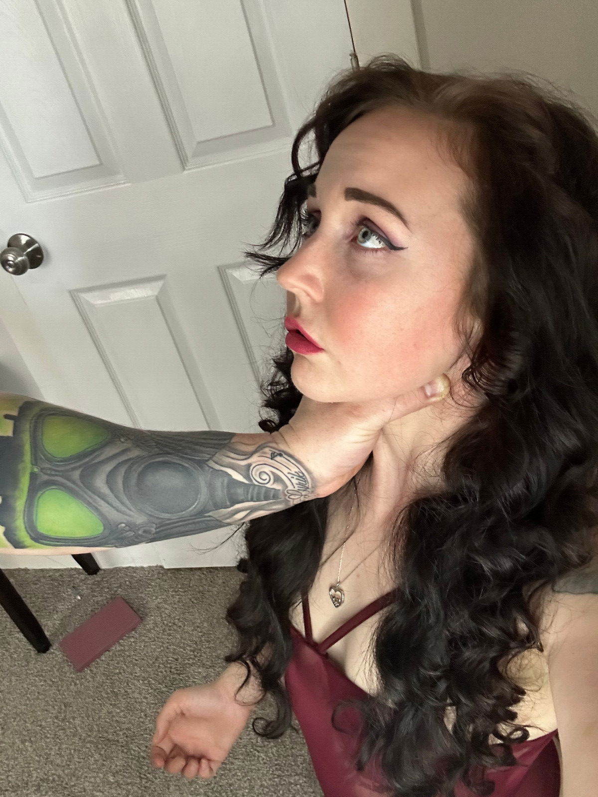 sucking dick makes step with tattoos happy